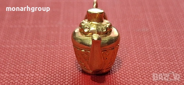 Златна висулка 18 к, снимка 2 - Колиета, медальони, синджири - 53328111