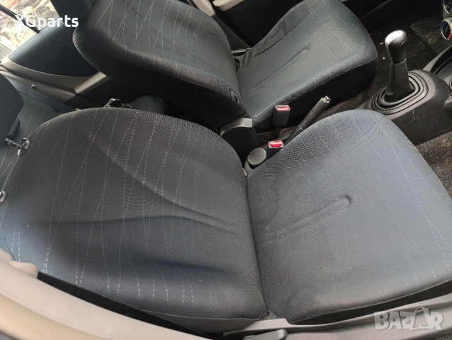 Toyota Yaris II 1.3 бензиин 87 к.с. 2SZ 2007г. НА ЧАСТИ, снимка 6 - Автомобили и джипове - 53506333