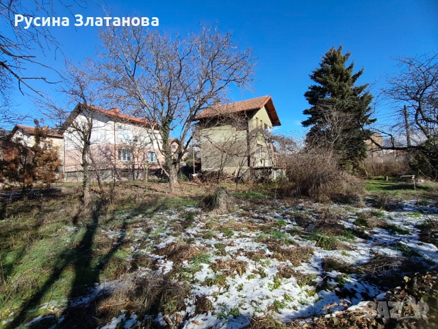 Продава триетажна масивна къща в с.Челопеч с голям двор и лице на две улици, снимка 14 - Къщи - 53959949