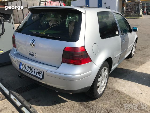 Volkswagen Golf 4 дизел 1.9 2001 година, снимка 3 - Автомобили и джипове - 46397981