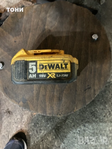 Батерия Dewalt 5A, снимка 2 - Други инструменти - 53578609