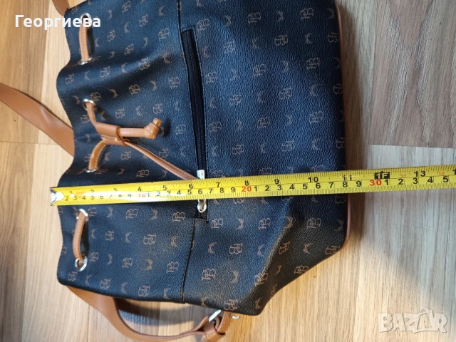 Дамска чанта, снимка 6 - Чанти - 51032602