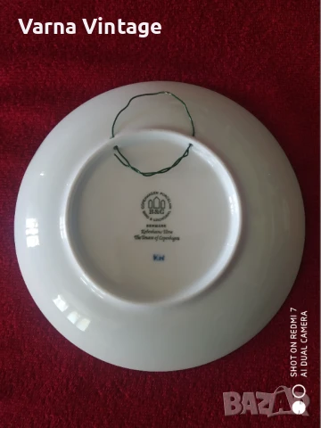 Колекционерска порцеланова чиния Кулите на Копенхаген серия JULEAFTEN. Bing & Grøndahl Дания., снимка 3 - Колекции - 51338435