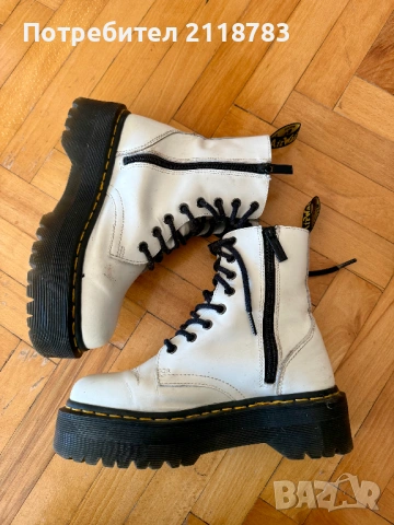 Продавам кожени дамски кубинки Dr. Martens, снимка 2 - Други - 53185302