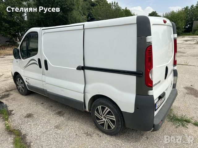  renault trafic   2.0 115 К.С   Дясна дирекция - цена 5 800лв моля БЕЗ бартери / БЕЗ лизинг няма изг, снимка 6 - Бусове и автобуси - 46174650