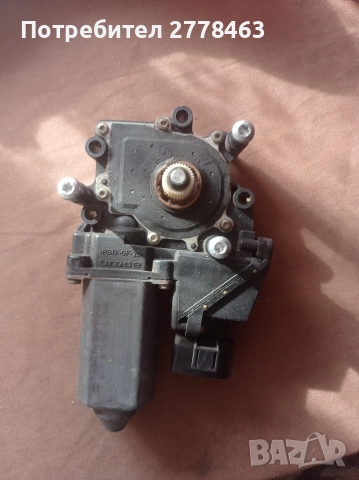 моторче за предно дясно стъкло Ауди а 3, снимка 2 - Части - 52603272