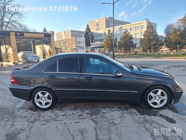 Mercedes C220 2.2 CDI, снимка 3 - Автомобили и джипове - 53748874
