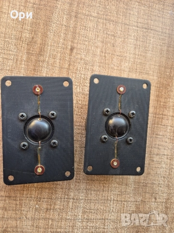 Качествени високочестотни говорители HECO