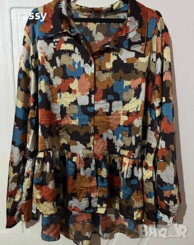 Цтрхотна голма цветна дмска риза от сатен с къдри (размер 4ХЛ)