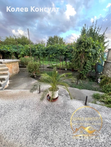 Двуетажна къща град Гълъбово, снимка 4 - Къщи - 53858123