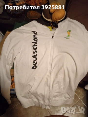 Суичър с качулка на Adidas., снимка 3 - Суичъри - 53472055