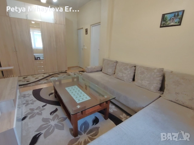 Двустаен апартамент под наем в центъра на София