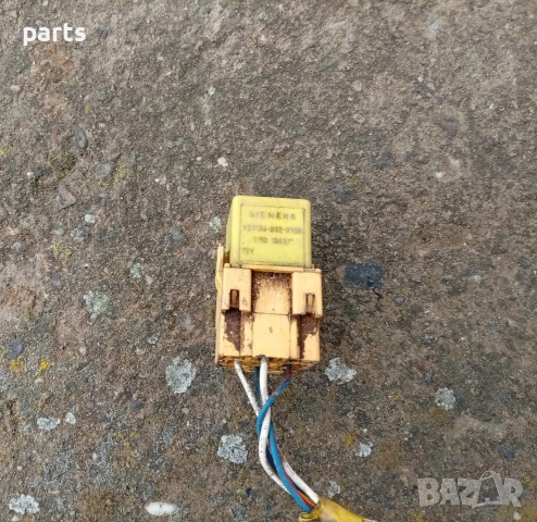 Реле с Букса Ровър 600 - 620 - 623 - 200 - 400 - Хонда - V23134-B52-X130 - YWB10027, снимка 2 - Части - 54085794