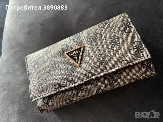 Дамско портмоне