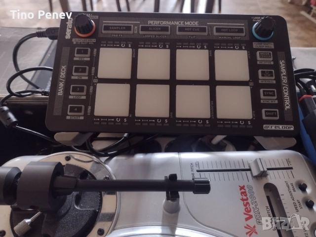 Продава се Dj сет  грамофони Vestax и пулт Serato Allen & Heath XONE43C, снимка 4 - Грамофони - 52929090