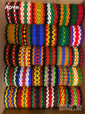 Ръчно изравотени колани за пафти