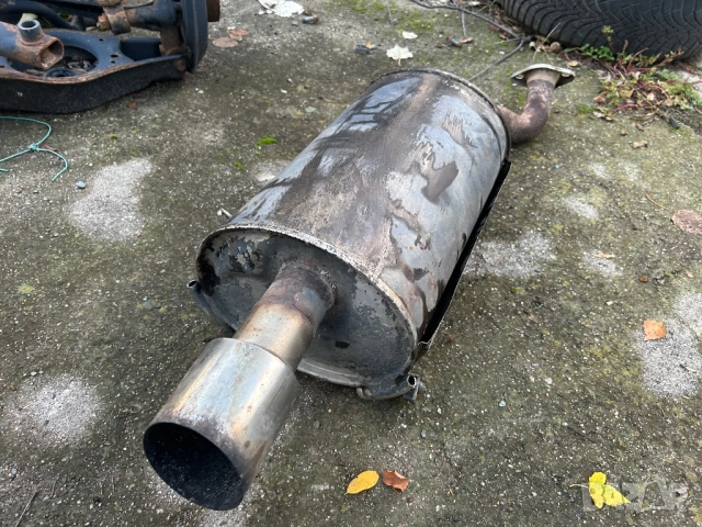 Задно гърне Honda Cr-v III 2007-2012 2.2 i-CDTI, снимка 2 - Части - 52849178