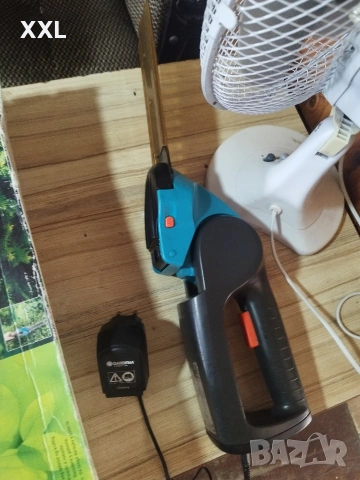 Акумулаторна ножица Gardena , снимка 6 - Градинска техника - 53571801