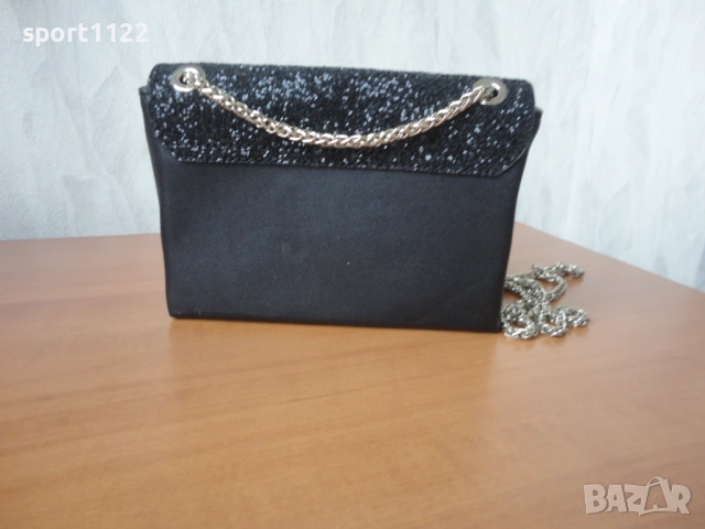 Guess/оригинална малка чантичка, снимка 4 - Чанти - 53707503