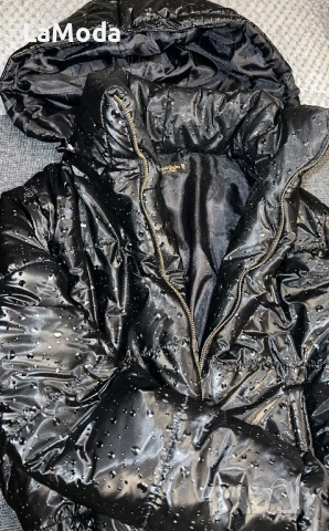 Дамско яке с качулка