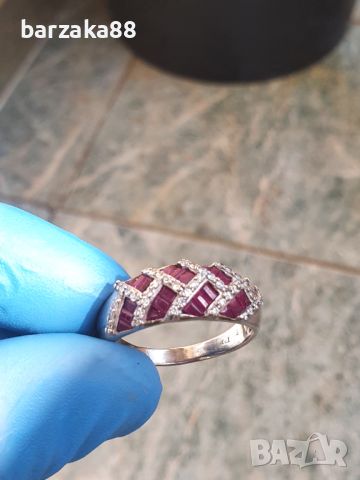 Сребърен пръстен с Рубини, снимка 1 - Пръстени - 45729449