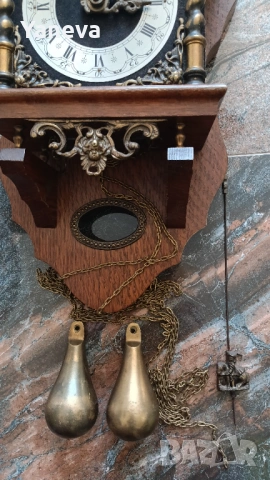 Холандски стенен часовник Zaandam , произведен през 60-те години на XX век., снимка 2 - Антикварни и старинни предмети - 53759505