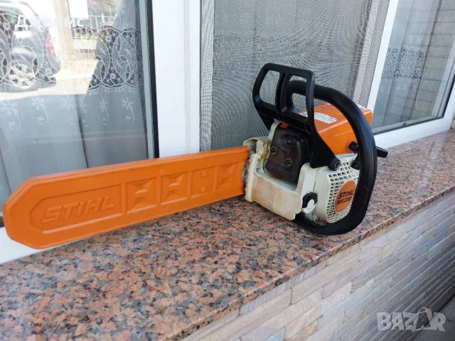 Резачка Stihl MS 230, снимка 2 - Градинска техника - 46907363