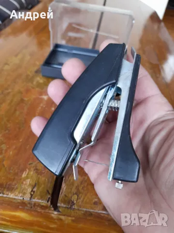 Стара ръчна шевна машина #3, снимка 4 - Други ценни предмети - 49622237