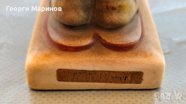 Goebel Hummel порцеланова фигура Little Helper, 73, 1973 г., снимка 13 - Колекции - 51542336