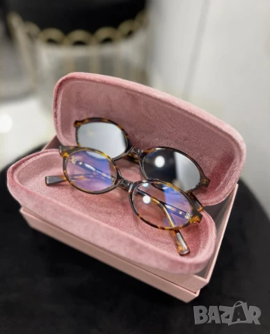 очила с калъф, кутия и ув защита miu miu