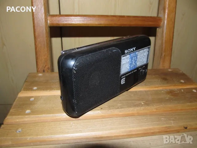 джобно радио SONY ICF W 350  - made in  Malaisia , снимка 7 - Радиокасетофони, транзистори - 49946204