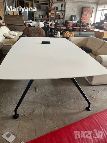 Конферентна Маса , снимка 10 - Работни маси и бюра - 52897289