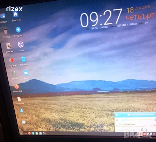 Desktop WorkSDesktop HYUNDAI, снимка 3 - За дома - 52833267