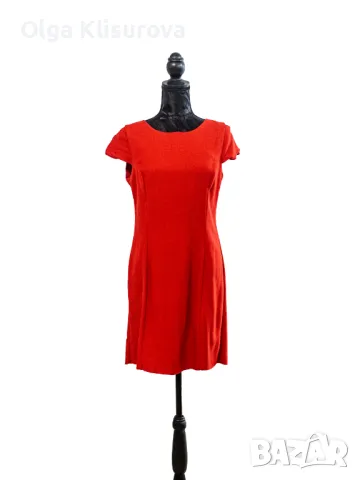 Червена рокля, снимка 1