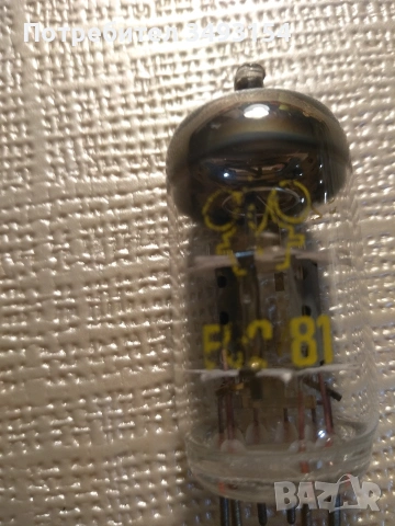 Радиолампа ЕСС81, снимка 3 - Ресийвъри, усилватели, смесителни пултове - 53280629