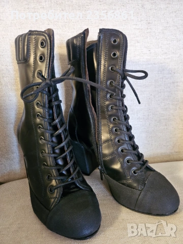 Черни боти на ток 35.5-36 ном., снимка 3 - Дамски боти - 53808269