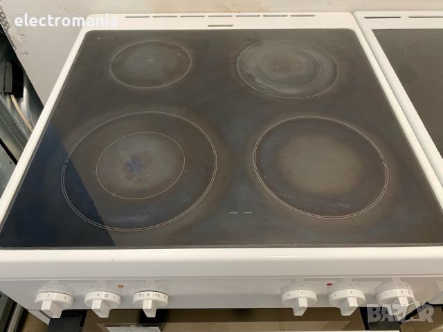 готварска печка с керамични котлони ,Gorenje’ EC88122AW, снимка 4 - Печки, фурни - 45750911