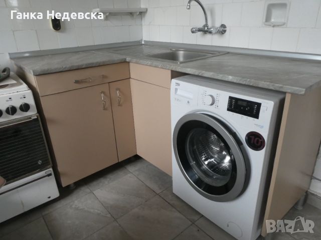 Продавам долен ъглов кухненски шкаф, снимка 1 - Кухни - 46418542