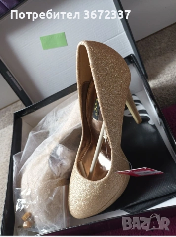 Ток на платформа цвят шампанско 