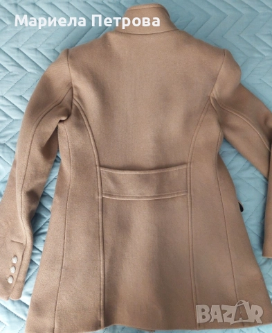 Sara Sweidan Зимно вълнено палто , снимка 2 - Палта, манта - 52647151