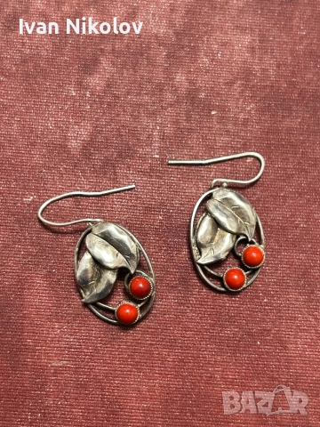 Сребърни обеци с естествен корал, снимка 2 - Обеци - 52829740
