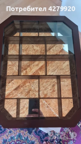 Витрина за стена 2бр., снимка 2 - Секции и витрини - 51270212