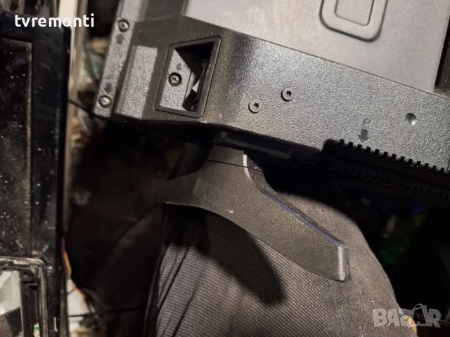 крачета оригинална стойка телевизор BLAUPUNKT модел BB32E148, снимка 7 - Стойки, 3D очила, аксесоари - 49738801