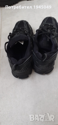 Детски маратонки Nike Vomero 5, снимка 14 - Детски маратонки - 53904916