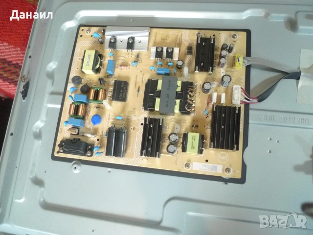 715GA006-M0E-B00-005K , 715GA018-P01-000-003M , 55UHD RGB CPCB  от Philips 55PUS7354/12 , снимка 3 - Части и Платки - 54188666