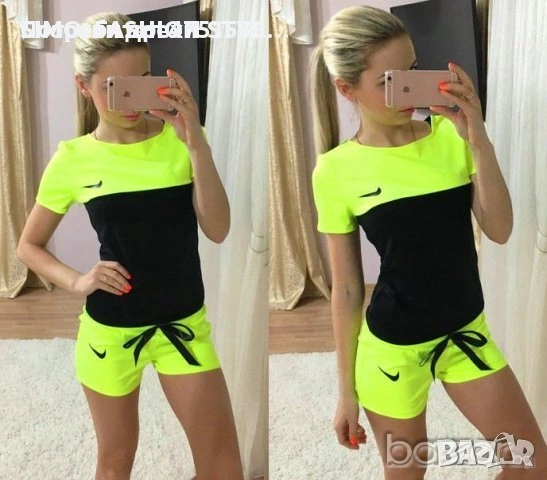 Дамски спортен екип 