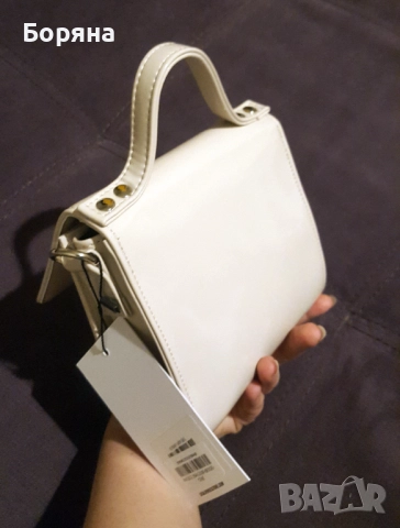 Local Heroes нова малка бяла чанта, снимка 9 - Чанти - 52238196