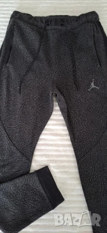 JORDAN Оригинален детски комплект (горнище и долнище) 12-14 г, снимка 18 - Детски комплекти - 50835195