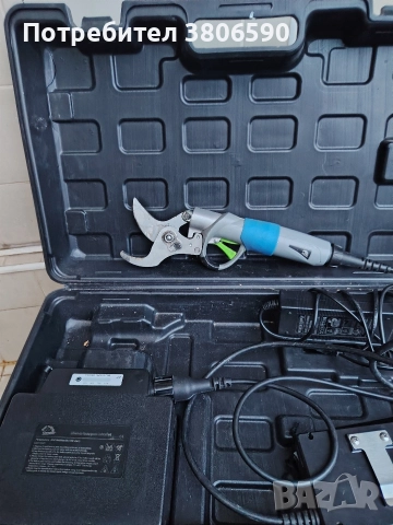 лозарска ножица акумулаторна. издържа 8час работа. 