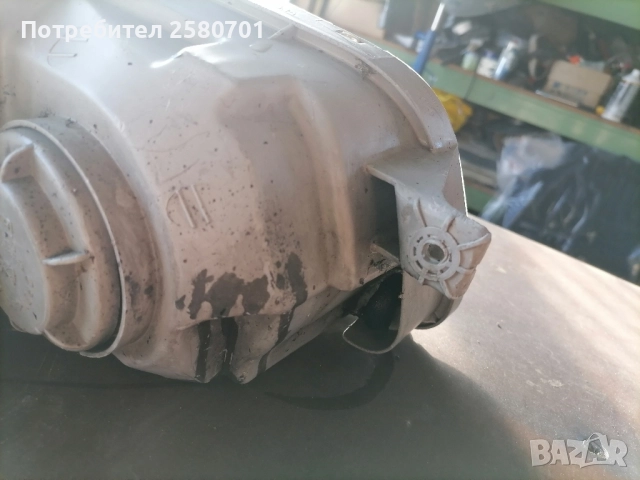 Продавам оригинален ляв фар за Хюндай H1 2004г , снимка 5 - Аксесоари и консумативи - 52612062